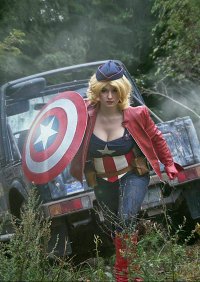 Cosplay-Cover: Lady Captain America