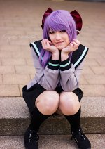 Cosplay-Cover: Shinoa Hiragi [Schuluniform]