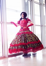 Cosplay-Cover: Scarlet Overkill [Coronation Dress]