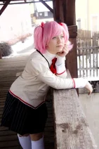 Cosplay-Cover: Madoka Kaname ~ Schuluniform