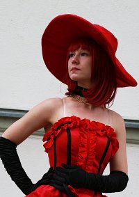 Cosplay-Cover: Madame Red (Ballversion)