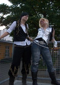 Cosplay-Cover: HITT - Kakkotsukeman Tour 2009 Live Outfit