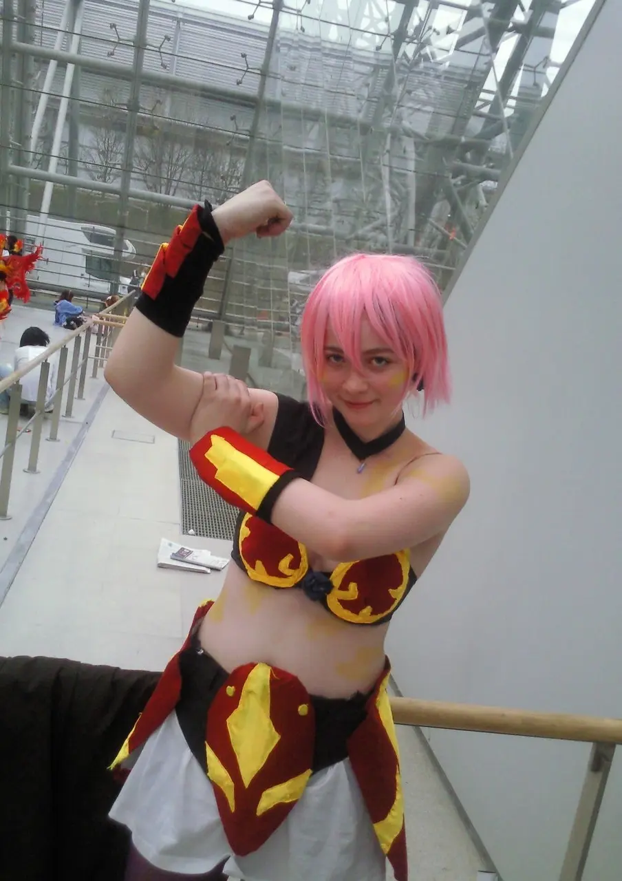 Cosplay-Cover: Black Rose