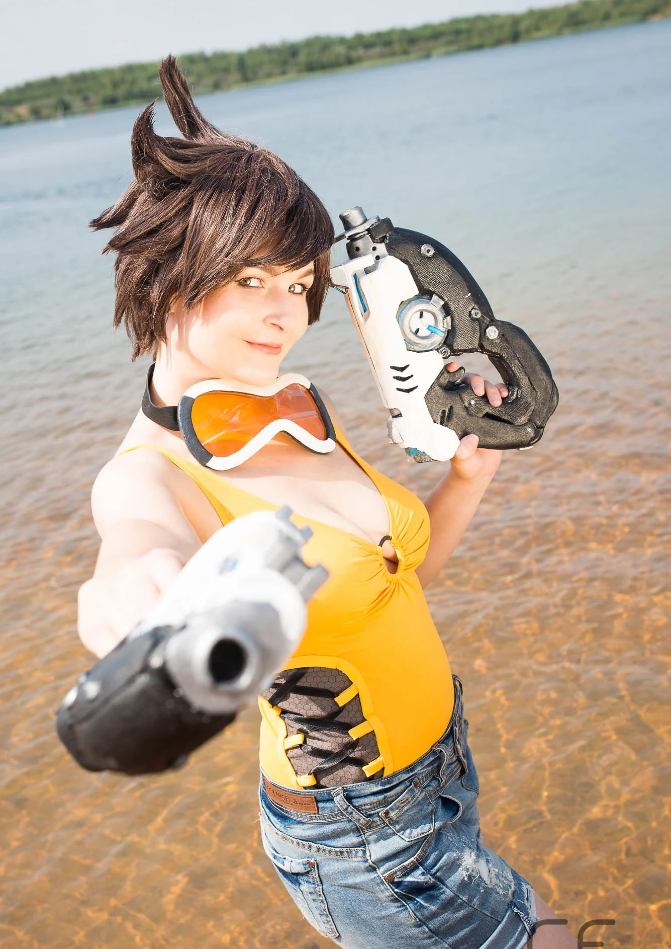 Cosplay-Cover: Tracer (Swimsuit)