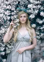 Cosplay-Cover: Daenerys Targaryen [Wedding Dress]