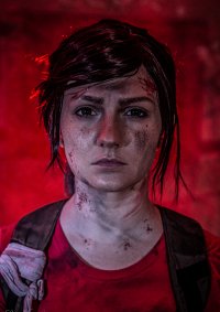 Cosplay-Cover: Ellie