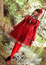 Cosplay-Cover: Dolly Kei ~ Rotes Dirndl + rot & schwarz ~ April 2
