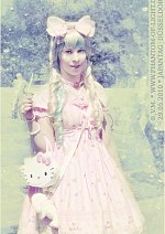 Cosplay-Cover: Hello Kitty Lolita