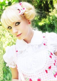 Cosplay-Cover: Sweet Strawberry Lolita