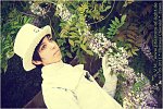 Cosplay-Cover: Young Dandy [White Flowers]