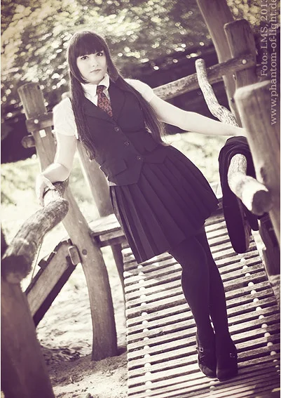 Cosplay-Cover: Schuluniform ~ Weste & Kravatte ~ Juni 2013