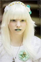 Cosplay-Cover: White with green Dolly