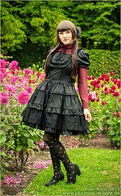 Cosplay-Cover: Gothic Lolita ~ bordeaux & schwarz ~ Sept. 2013