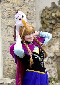 Cosplay-Cover: Anna von Arendelle