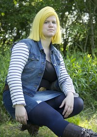 Cosplay-Cover: Android 18