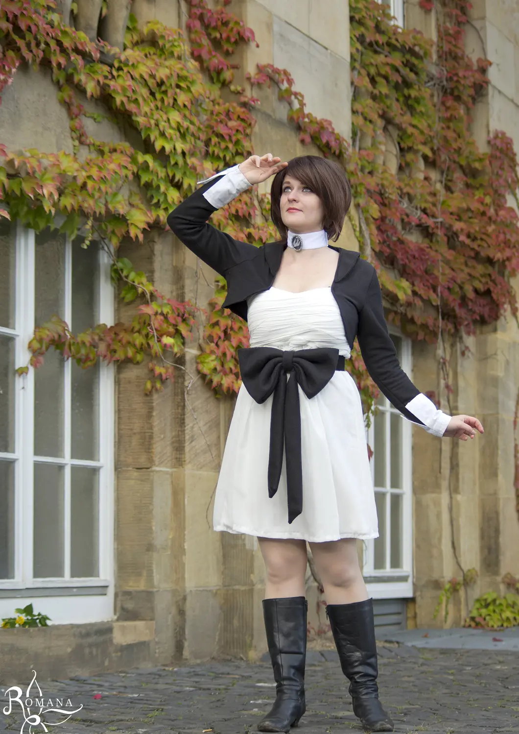 Cosplay-Cover: Elizabeth Comstock (Artbook Cover)
