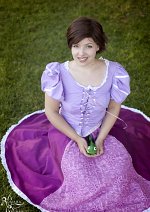 Cosplay-Cover: Rapunzel (short hair)