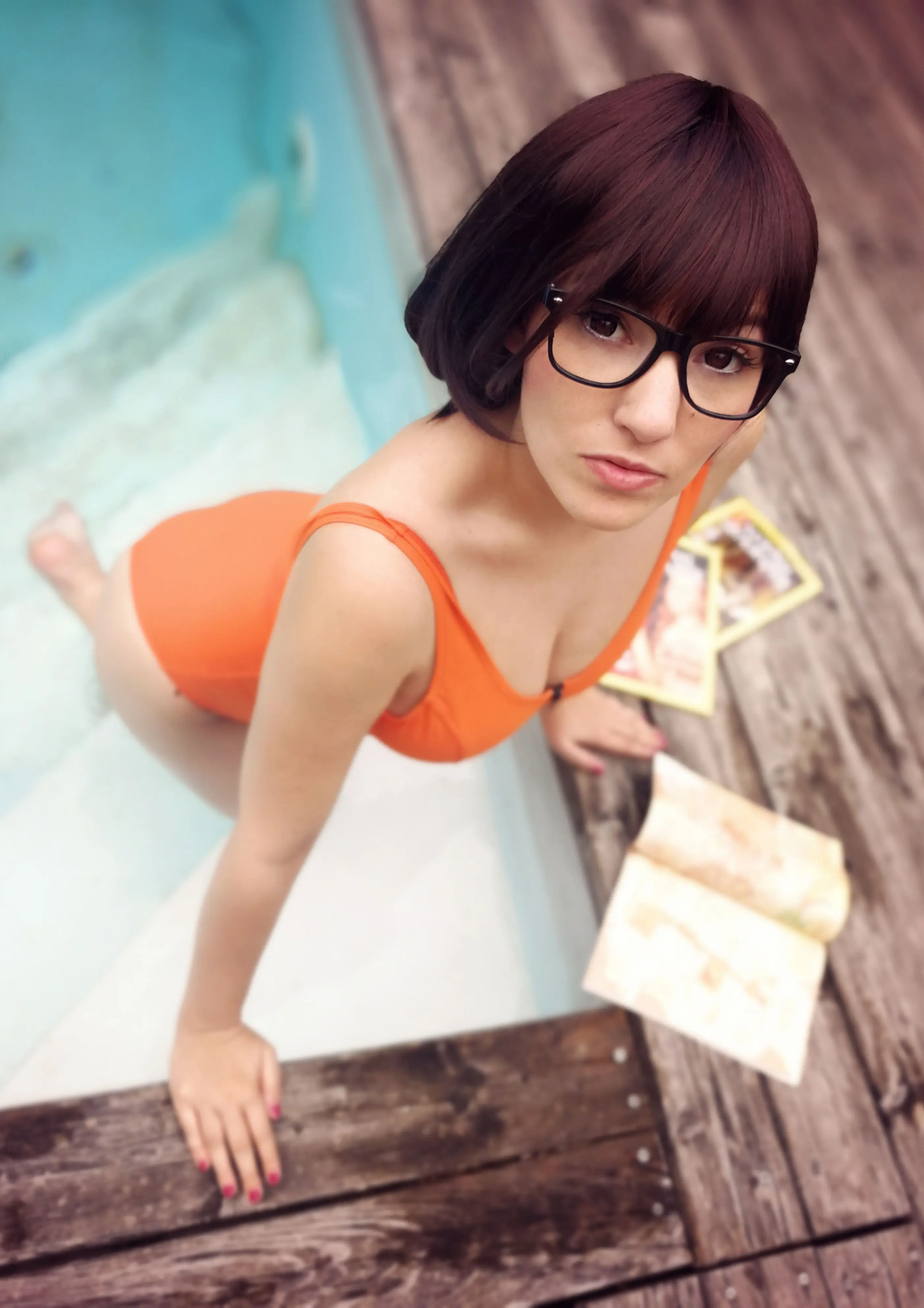Cosplay-Cover: Velma (Pool Party)