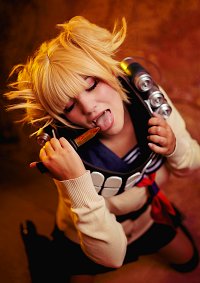 Cosplay-Cover: Toga Himiko