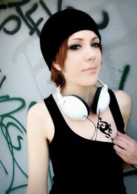 Cosplay-Cover: Yata Misaki [Tank Top Version]