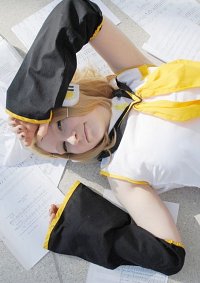 Cosplay-Cover: Kagamine Rin