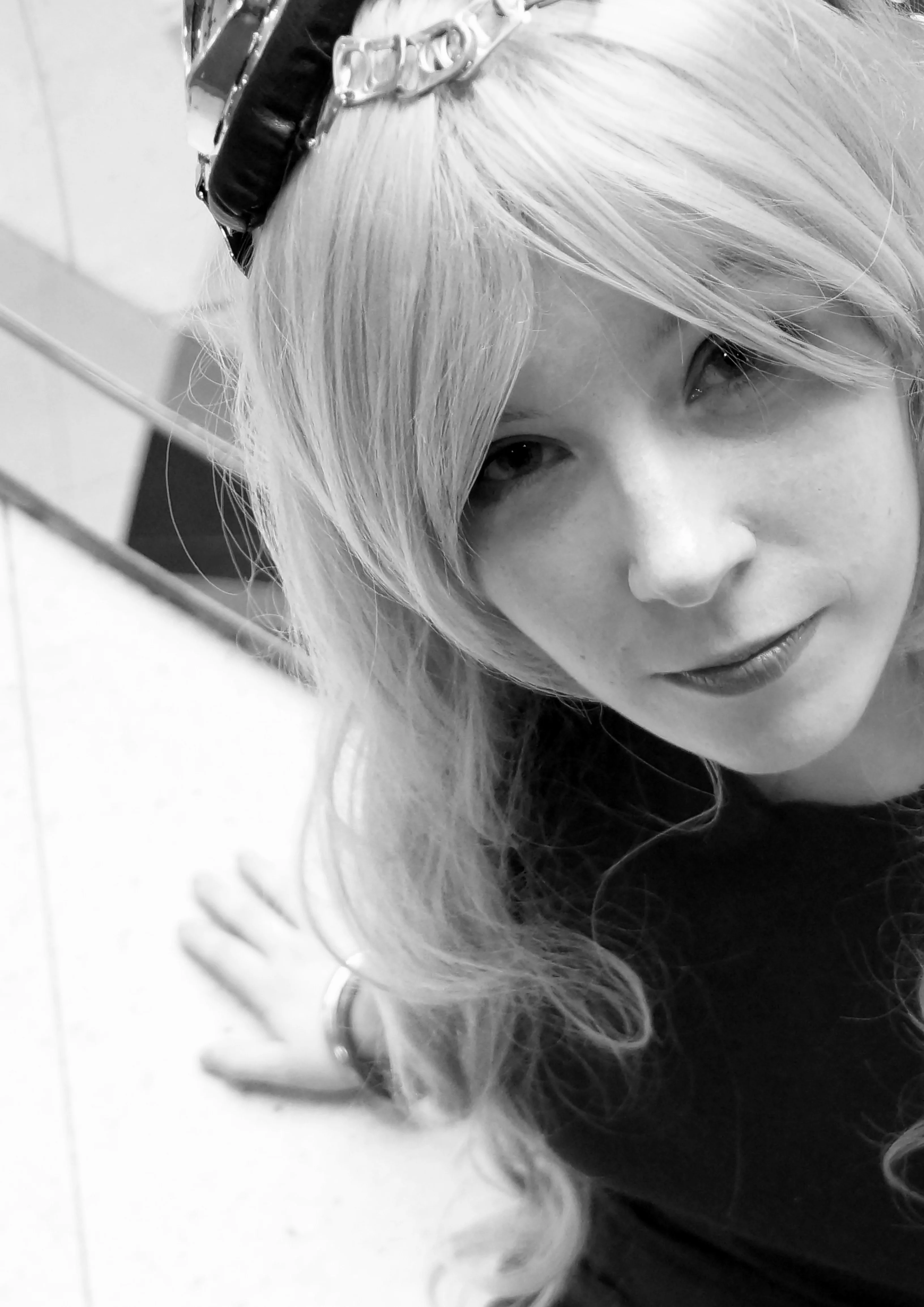 Cosplay-Cover: Faulenzende Magierin