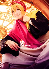 Cosplay-Cover: Alibaba Saluja [Backcover]