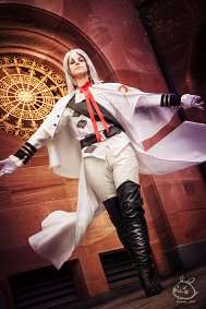 Cosplay-Cover: Ferid Bathory