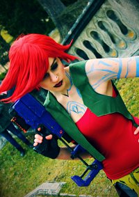 Cosplay-Cover: Lilith the Firehawk