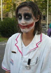 Cosplay-Cover: Joker (Krankenschwester)