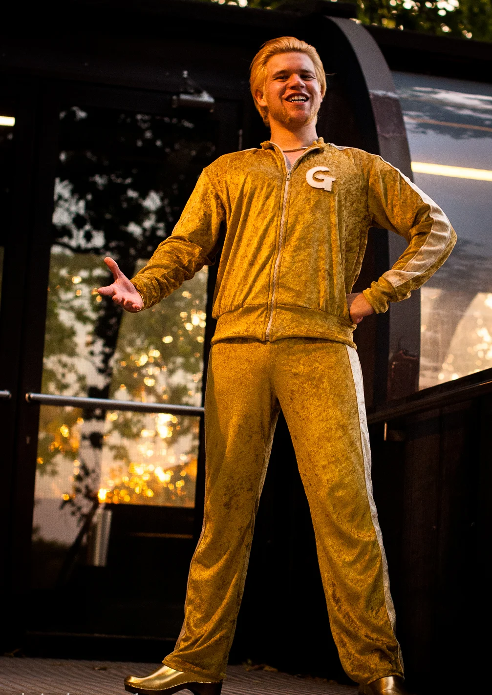 Cosplay-Cover: Goldständer [Austin Powers]