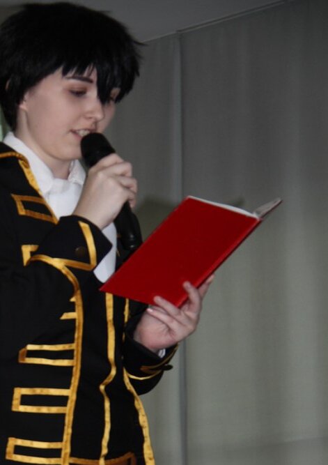 Cosplay-Cover: Toushiro Hijikata »Back on Stage - Bühnenkostüm«