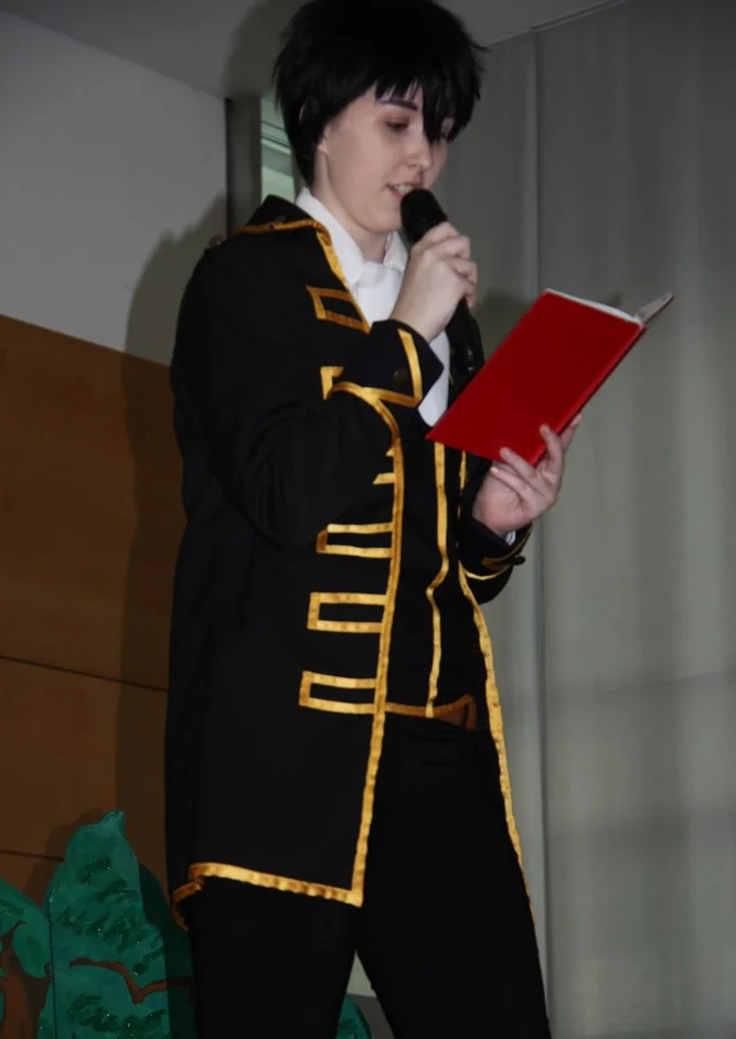 Cosplay-Cover: Toushiro Hijikata »Back on Stage - Bühnenkostüm«
