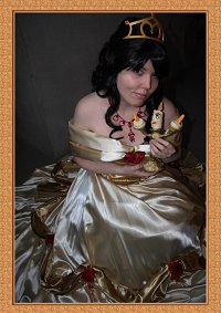 Cosplay-Cover: Belle (Golden Princess)