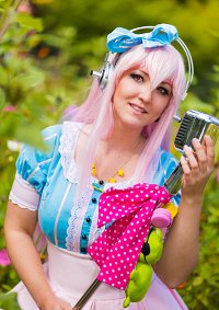 Cosplay-Cover: Super Sonico (3Ds outfit)