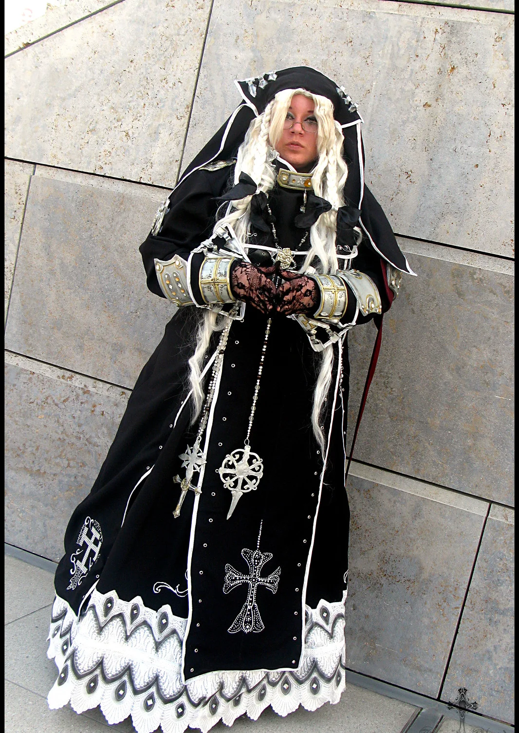Cosplay-Cover: Schwester Abel Nightroad