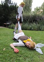 Cosplay-Cover: Kagamine Rin (Hitobashira no Arisu)