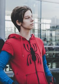 Cosplay-Cover: Peter Parker - [ Homemade Suit ]