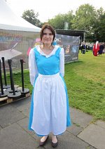 Cosplay-Cover: Belle (Dorfkleid)