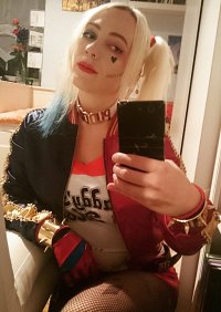 Cosplay-Cover: Harley Quinn (Suicide Squad)