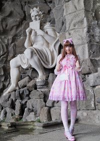 Cosplay-Cover: AP - Jewel Marine Frill JSK