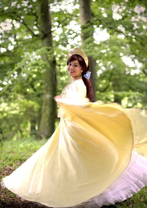 Cosplay-Cover: Anastasia Romanov [Once Upon A December]