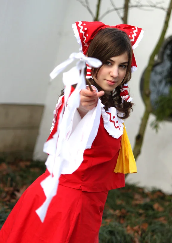 Cosplay-Cover: Reimu Hakurei