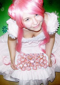 Cosplay-Cover: Euphemia (pink lolita dress)