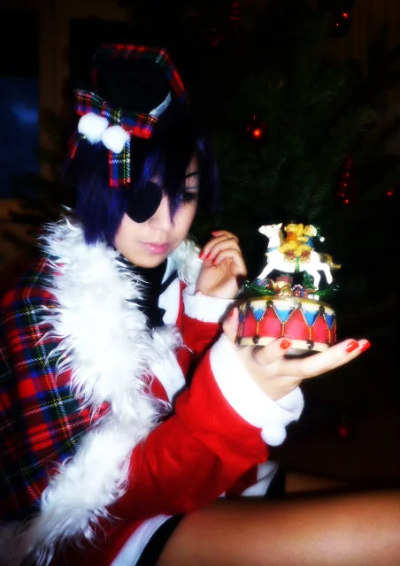 Cosplay-Cover: Ciel Phantomhive (X-Mas)