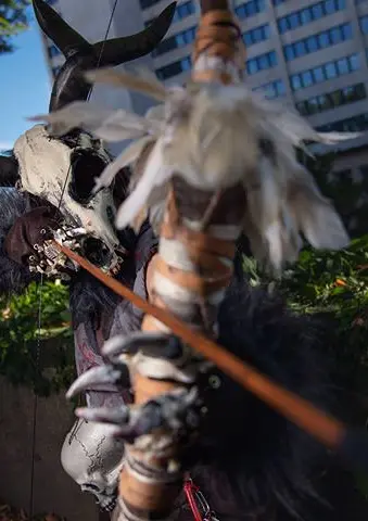Cosplay-Cover: Lara Croft Baba yaga concept