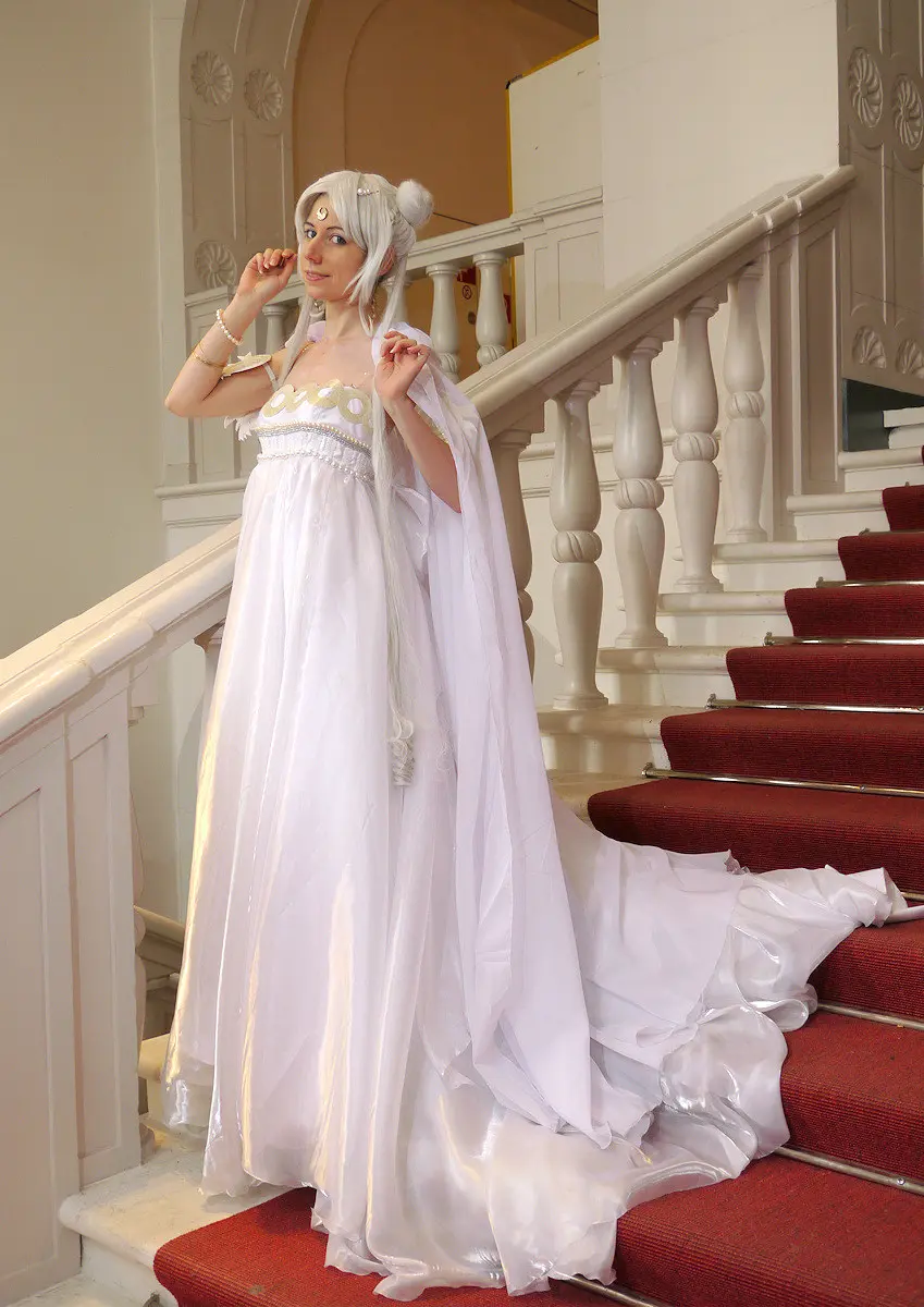 Cosplay-Cover: Prinzessin Serenity [プリンセス セレニティ]