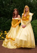 Cosplay-Cover: Belle Gold Version