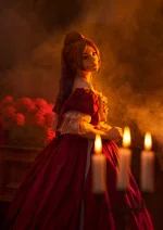 Cosplay-Cover: Sarah Chagal (Ballkleid)