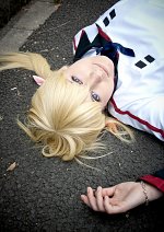 Cosplay-Cover: Charlotte "Charl" Dunois
